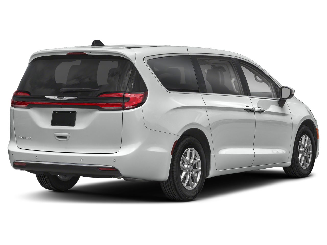 Used 2024 Chrysler Pacifica Touring L with VIN 2C4RC1BG3RR151304 for sale in Hallock, Minnesota