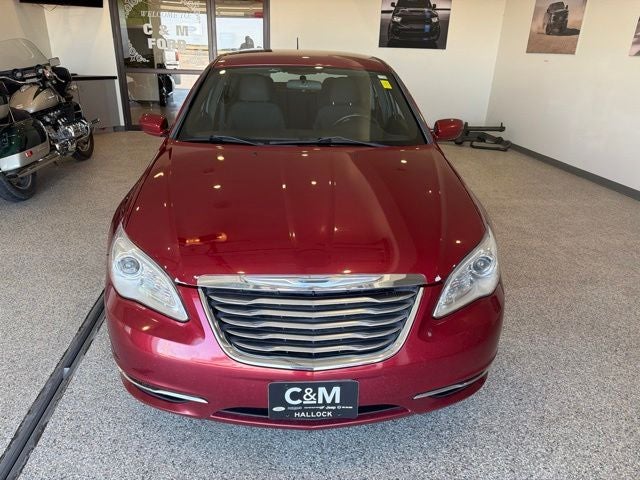 Used 2012 Chrysler 200 Touring with VIN 1C3CCBBB9CN119370 for sale in Hallock, Minnesota