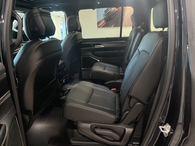 2025 Jeep Wagoneer Series II