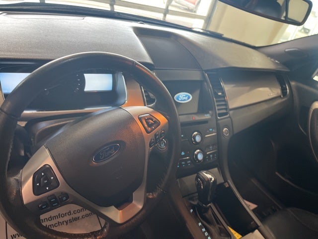 2017 Ford Taurus SEL