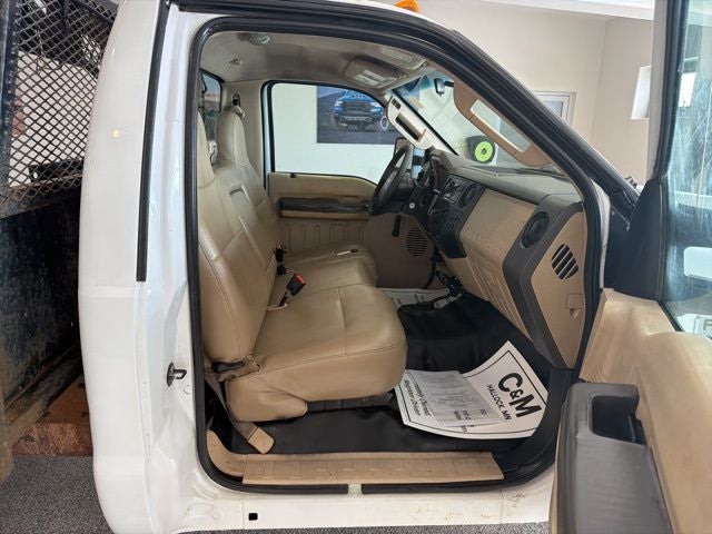 2009 Ford F-550 Chassis XL DRW