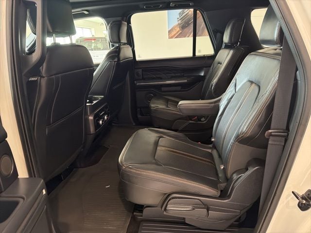 2022 Ford Expedition Platinum