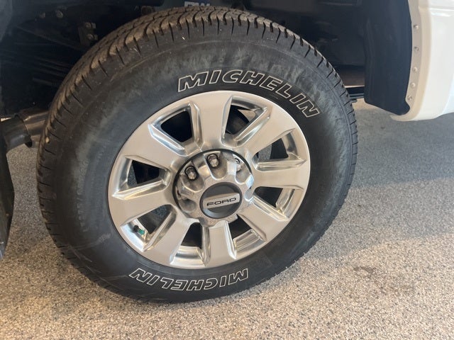 2022 Ford F-350 Platinum