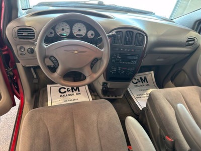 2001 Chrysler Town & Country LX