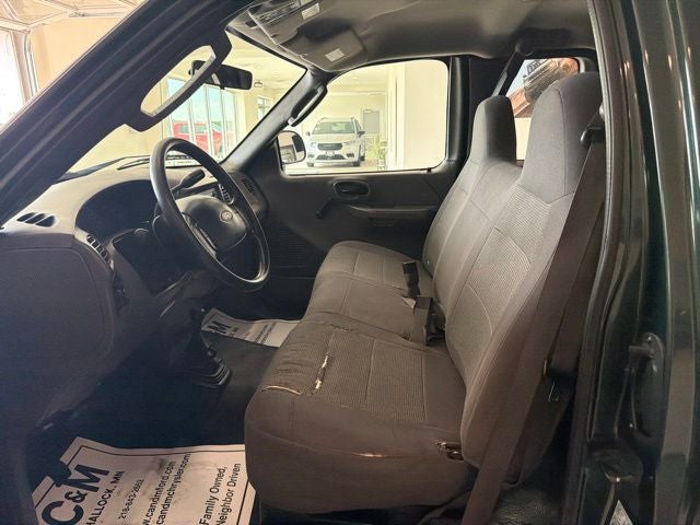 2003 Ford F-150 XL