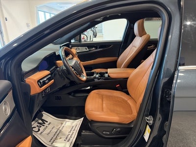 2022 Lincoln Nautilus Black Label