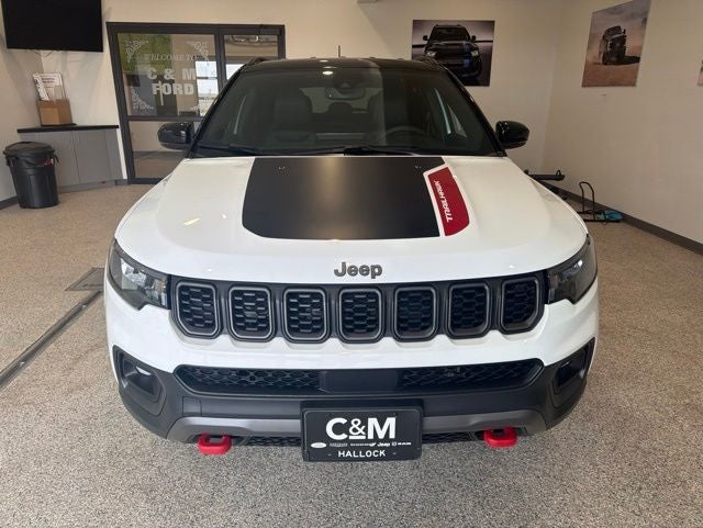 Used 2025 Jeep Compass Trailhawk with VIN 3C4NJDDN6ST590372 for sale in Hallock, Minnesota