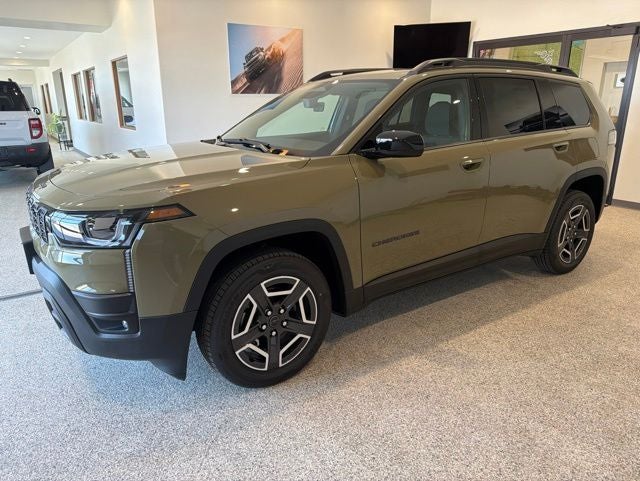 2026 Jeep Cherokee Laredo
