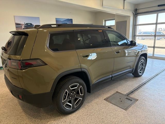 2026 Jeep Cherokee Laredo