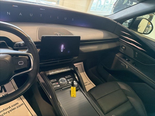 2024 Lincoln Nautilus Reserve