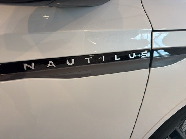 2024 Lincoln Nautilus Reserve